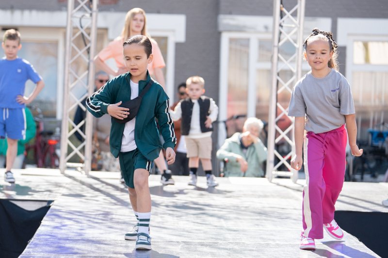 Modeshow 403_.jpg